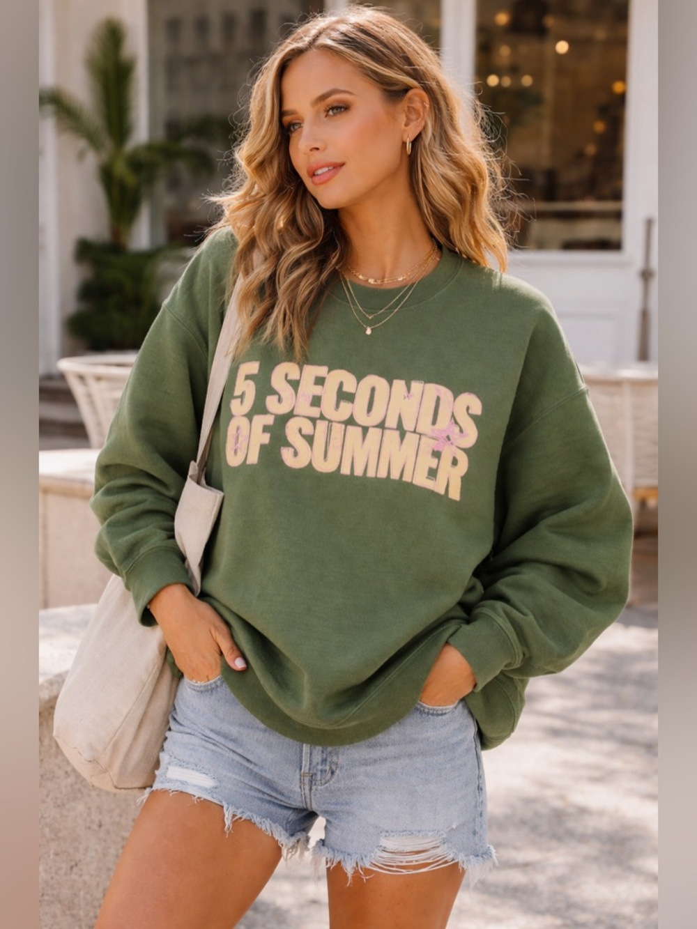 5 Seconds of Summer 2023 Tour Sweatshirt medium Olive Green Crewneck Unisex A6